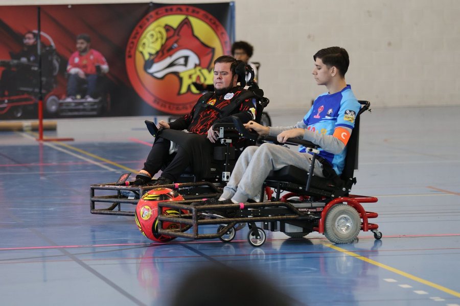 Match de powerchair football des Tigerstorm